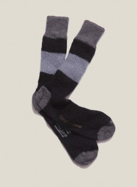  Meia esportiva de lã mohair preta | YMC masculina