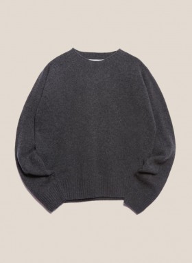 سترة Jets Crew Neck باللون الفحمي | YMC للسيدات